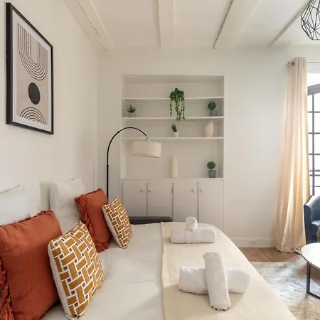Cozy A Grenelle Appartement Clamart